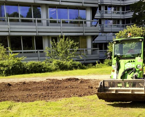 Errichtung einer Bankirai Terrasse in München - © M+D Garten- und Landschaftsbau GmbH