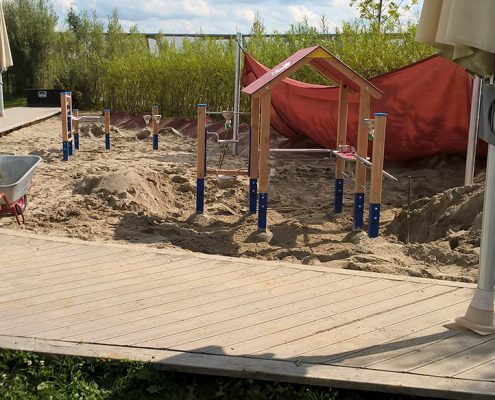 Neuer Spielplatz und Spielsand - © M+D Garten- und Landschaftsbau GmbH