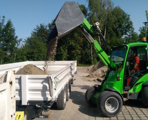 Austausch Spielsand Kindergarten in Taufkirchen bei München - © M+D Garten- und Landschaftsbau GmbH