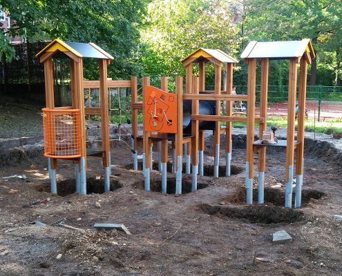 Neuer Spielplatz in München-Moosach - © M+D Garten- und Landchaftsbau GmbH